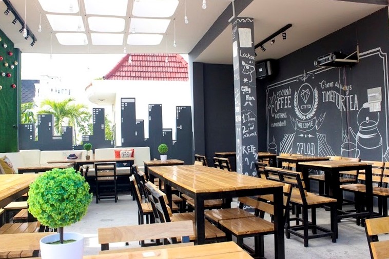  City Fox Cafe – Quán cafe chụp hình đẹp ở Nha Trang