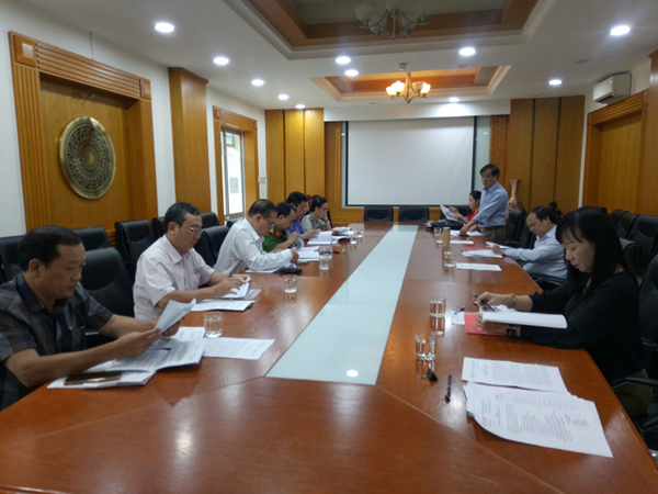  Họp Ban Pháp chế thẩm tra các báo cáo trình kỳ họp thứ 05 Hội đồng nhân dân thành phố Nha Trang