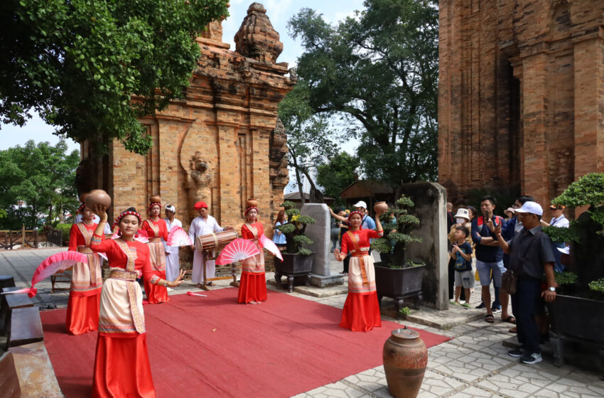  Nha Trang: Phát huy giá trị di sản văn hóa gắn với phát triển du lịch bền vững